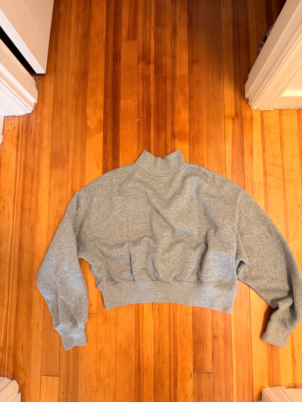 Nike Light Gray Cropped Half-Zip Sweatshirt - Picture 2 of 3